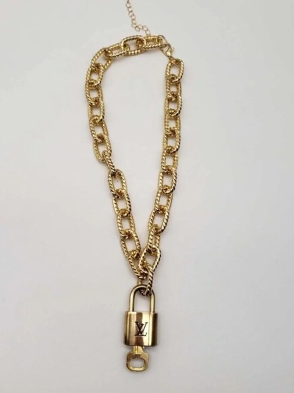 Authentic Louis Vuitton Gold Lock & Key 🔐 Unbranded Gold Plated Necklace